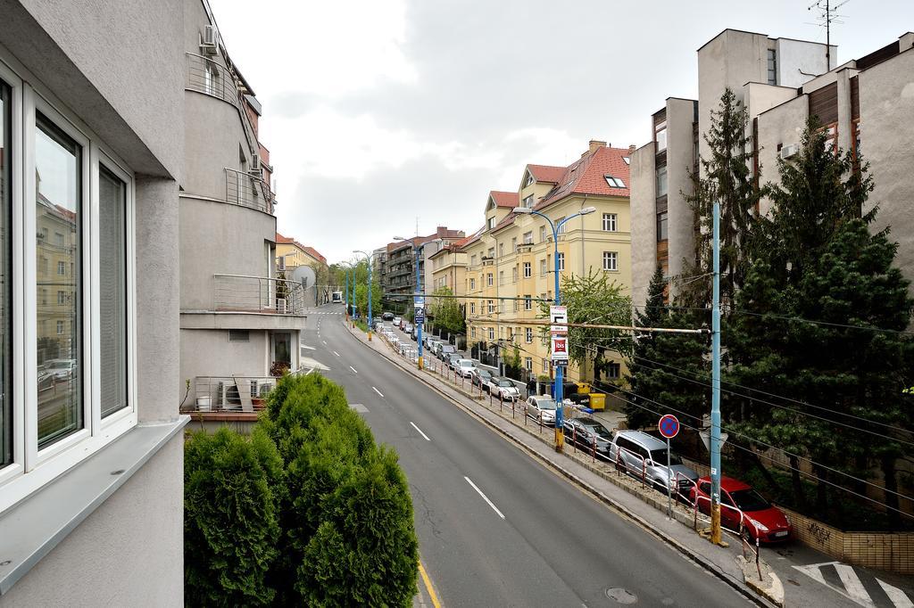 Ambiente Serviced Apartments - Castle Bratislava Exterior foto